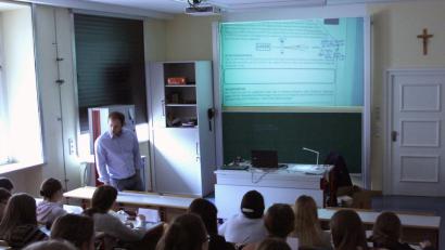 Bild: Peter Ringeisen/exb
Phillipp Bitzenbauer von der Universität Erlangen-Nürnberg.