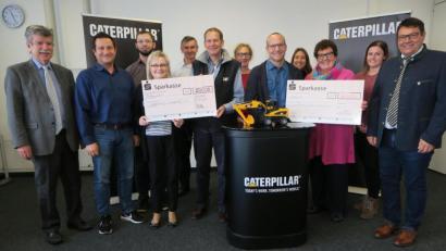 Bild: Hirsch
Die vierte FiFaLa-Veranstaltung endete mit der Schecküberreichung der Veranstalters an die Vertreter sozialer Einrichtungen.