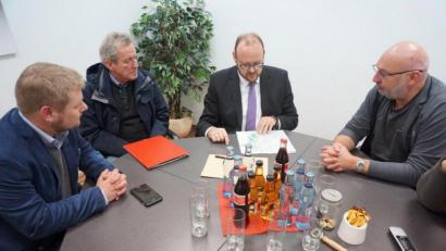 Bild: exb/Burkhard Hagemann
Landrat Andreas Meier kündigt die Ergebnisse der Mobilfunk-Messungen im Landkreis noch für Ende 2019 an.