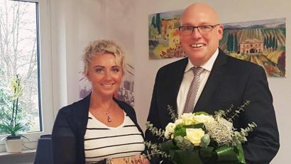 Bild: Klinikum Fichtelgebirge/exb
Oberbürgermeister Oliver Weigel begrüßte die neue Schulleiterin Xenia Kugler an der Berufsfachschule für Krankenpflege am Klinikum Fichtelgebirge.