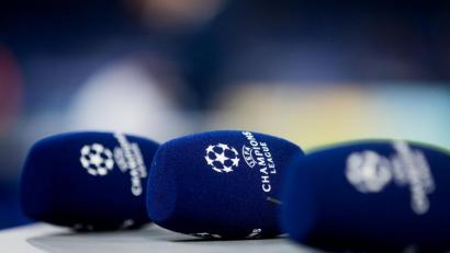 Bild: Rolf Vennenbernd
Die Champions League läuft 2021/22 bei Amazon Prime