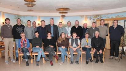 Bild: pi
Die Freien Wähler Georgenberg treten mit Martin Scheibl (hinten, Sechster von links) an der Spitze bei den Kommunalwahlen 2020 an.