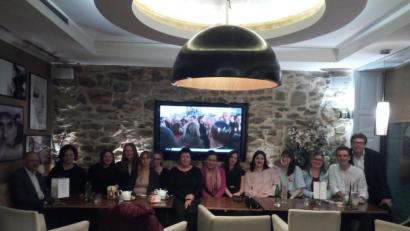 Bild: exb/Karlheinz Binner
Der Auslandsaufenthalt bietet auch die Möglichkeit, in geselliger Runde ausländische Fachkräfte näher kennenzulernen.