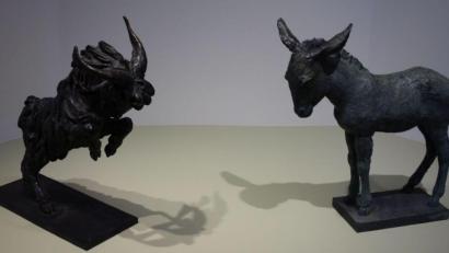Bild: Susanne Wolke
Tiere waren das Lieblingsmotiv der Bildhauerin Renée Sintenis. Auch in der Ausstellung im Kunstforum nehmen sie eine tragende Rolle ein.