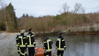 Bild: dob
An einem See in der Nähe von Vohenstrauß gab es einen Einsatz, der in Zusammenhang mit der Vermissten steht.