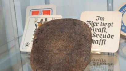 Archivbild: exb
Das Bierfilzl war anfangs tatsächlich aus Filz gefertigt.
