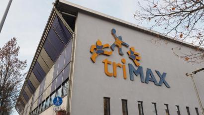 Bild: ref
Die triMAX-Halle in Amberg ist der erste Schauplatz der zwei Volleyball-Ländespiele in der Oberpfalz. Am Mittwoch, 18. Dezember, treffen hier die U18-Nationalmannschaften Deutschlands und Frankreichs aufeinander.