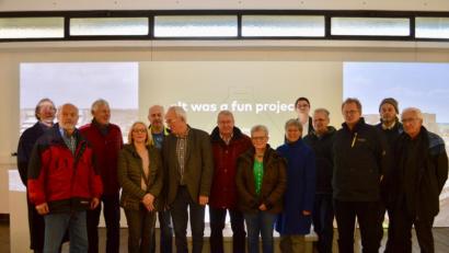 Bild: glb
Zur Bauhaus-Architektur in Amberg gab’s eine Führung: Die Heimatpfleger des Landkreis Amberg-Sulzbach besuchten zum Abschluss ihrer Zusammenkunft das Industriedenkmal Glaskathedrale Amberg.