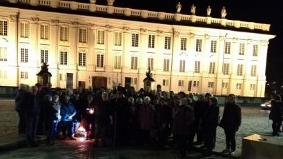 Bild: ak
Der Adventausflug der Freien Wähler hatte die Stadt Ansbach zum Ziel.