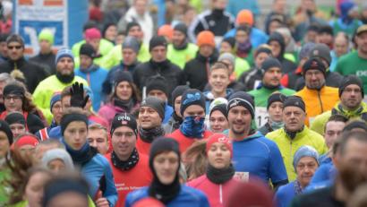 Bild: ref
Möglichst viele Teilnehmer sollen nach Amberg kommen, um am letzten Tag des Jahres beim Silvesterlauf mitzumachen.