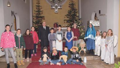 Bild: fz
Ihre Bühne wird nicht nur der Altarraum sein, sondern die gesamte Kirche. Die Akteure der Christmette am Heiligen Abend in St. Josef in Bechtsrieth beziehen die Gottesdienstbesucher in ihr Spiel mit ein.