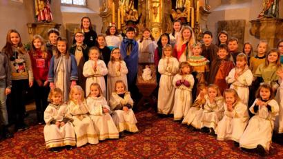 Bild: le
42 Kinder spielen heuer an Heiligabend beim Krippenspiel in der evangelischen Kirche in Floß mit. Am zweiten Weihnachtsfeiertag wird es auch in Flossenbürg gezeigt.