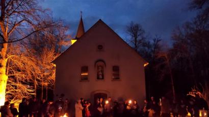 Bild: rgr
Die Evangelische Gemeinde feierte die Waldweihnacht am Annaberg.