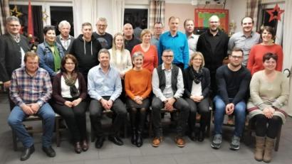 Bild: exb
Die Wählergemeinschaft Dürnsricht hat 28 Frauen und Männer gefunden, die bei den Kommunalwahlen im März 2020 antreten.