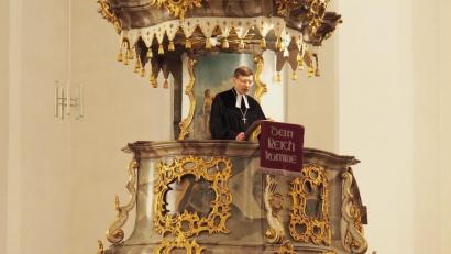 Bild: Bühner
Es war die letzte Silvesterpredigt in Weiden von Dekan Wenrich Slenczka.