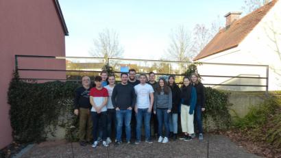 Bild: hme
Das neue Führungsteam der KLJB Neudorf mit Dritten Bürgermeister Hans Meißner (links).