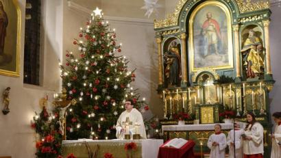 Bild: mmj
Den Jahresschlussgottesdienst feierte Pfarrer Wolfgang Dietz in der Pfarrkirche St. Wenzeslaus.