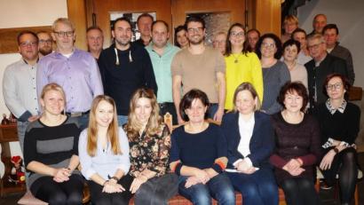 Bild: weu
Die „Bürgerliste Miteinander“ geht mit 28 engagierten Kandidatinnen und Kandidaten in das Rennen um die Stadtratsmandate. Josef Eibauer (Mitte) führt die Liste an.