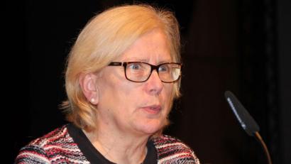 Bild: kro
Regine Löffler-Klemsche lud alle zum Besuch des Archivs des Heimatkreises Plan-Weseritz ein.