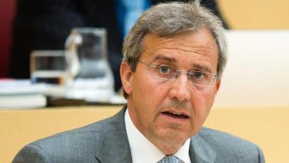 Bild: Matthias Balk/dpa
Franz Rieger, CSU-Abgeordneter, während einer Plenarsitzung im bayerischen Landtag. Die Regensburger Staatsanwaltschaft hat Anklage gegen Rieger erhoben.