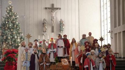 Bild: exb
Die Sternsinger aus St. Elisabeth und Maria Waldrast sammeln über 11.000 Euro.