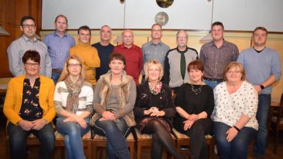 Bild: bnr
Mit einer ausgewogenen Liste, in der jede Altersgruppe und das ganze Stadtgebiet vertreten sind, stellen sich die Freien Wähler bei der Kommunalwahl dem Votum der Wähler. An der Spitze steht die Vorsitzende Irene Ehemann.