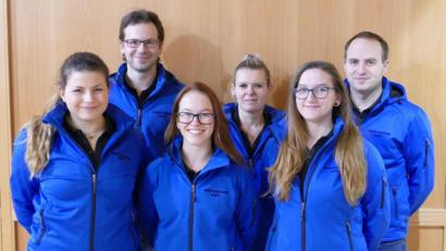 Bild: rwo
Mit dieser Aufstellung wollen die Schützen von Einigkeit Hubertus Kastl den Klassenerhalt schaffen: (von links) Simona Bachmayer, Michael Buchbinder, Christine Schachner, Sandra Raps, Maria Kausler und Lukas Haberkorn.