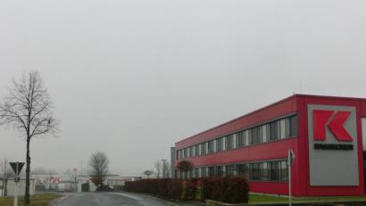 Bild: kgg
Ein eigenes Ausbildungszentrum errichtet die Firma Kassecker auf dem Firmengelände an der Stegewiesenstraße in Waldsassen.