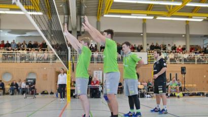 Bild: ref
Höchste Aufmerksamkeit am Netz: Die Volleyballer des VC Amberg (von links: Severin Groha, Wenzel Huber, Paul Seidel und Libero Florian Birner) erwarten ein volles Haus und einen unberechenbaren Gegner.