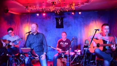 Bild: Kunz
Sie reduzieren Musik auf das Wesentliche: Die Heinzo AG mit ihrer Interpretation von Welthits.