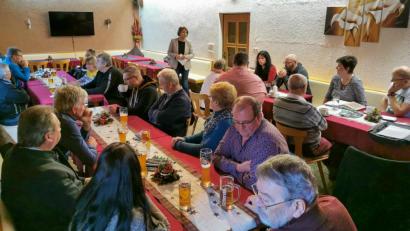 Bild: exb
Traditionell lud der SPD-Ortsverein zum Stärke-Antrinken in den Gasthof Goldener Hahn in Waldsassen ein.