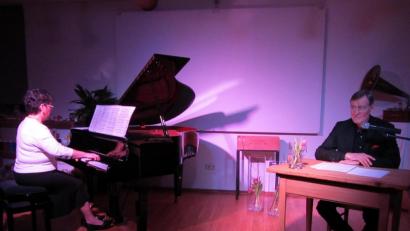 Bild: aks
Bereits zum zehnten Mal präsentierten Pianistin Jelena Lichtmann und Günter Preuß ihre "Ohrwürmer der Klassik".