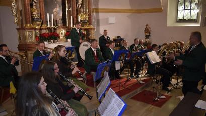 Bild: sck
Benefiz-Konzert der der Michelfelder Blasmusik in der Kirche St. Magdalena bei Ranna.