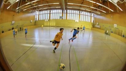 Archivbild: Hubert Ziegler
Zwei Tage lang gehörte die Hirschauer Schulturnhalle den Nachwuchsfußballern.