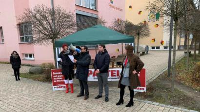 Bild: exb
Nach der Aktion „Liste Los“ von „Die Partei“ in Immenreuth kontaktierten die Mitglieder die zufällig ausgewählten Kandidaten für den Gemeinderat und das Bürgermeisteramt. Doch niemand gab seine Zustimmung zu kandidieren