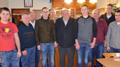 Bild: rfü
Der neue Vorstand des Imkervereins Kirchenthumbach.