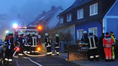 Bild: gf
Zu einem kleinen Schwelbrand in einem Carport in Poppenricht sind am Freitagnachmittag Einsatzkräfte gerufen worden.