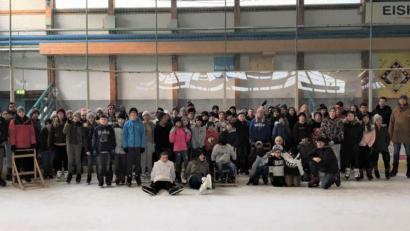 Bild: rgr
Der Wintersporttag der Grafenwöhrer Mittelschüler findet diesmal in der Amberger Eishalle statt.