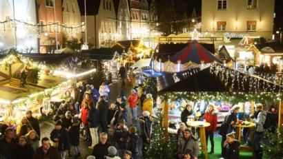 Bild: Gabi Schönberger
Der Weidener Christkindlmarkt 2019 kommt gut an. Trotzdem sorgt der Markt auch Ende Januar noch für Diskussionen.