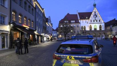 Bild: Petra Hartl
Polizei am Marktplatz Amberg