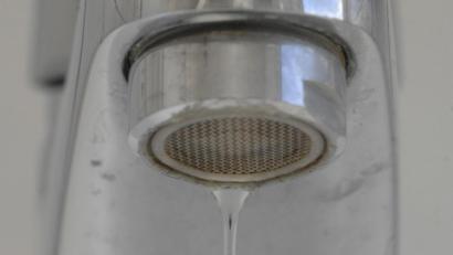 Symbolbild: Alexander Unger
Wegen eines Rohrbruches gibt es in Ortsteilen der Gemeinde Wackersdorf derzeit kein fließendes Wasser.