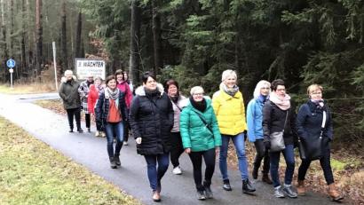 Bild: mor
Die Grafenwöhrer Frauen-Union ist gut zu Fuß unterwegs.