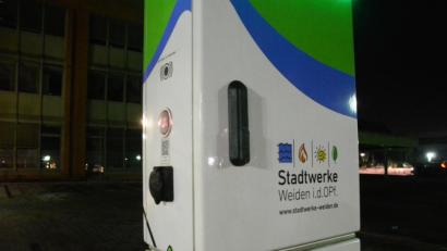 Bild: Kunz
Die Nutzung der Stadtwerke-eigenen Stromladesäulen wird den E-Automobilisten ab 1. April berechnet.
