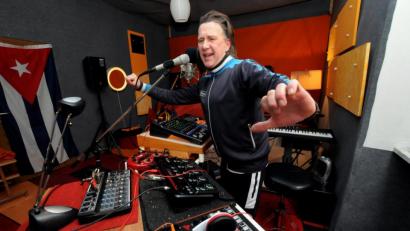 Bild: Stephan Huber
Michael Deiml in seinem aktuellen Probenraum, den er bis Ende Februar räumen muss.