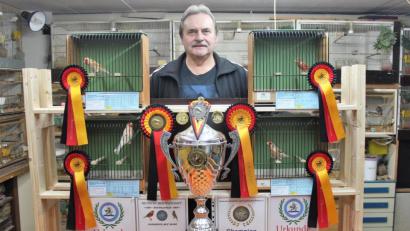 Bild: stg
Konrad Dötterl und seine "Champion"- und "Meister"-Vögel