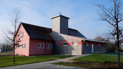 Bild: do
Mit großen Fachkenntnissen und vielen Arbeitsstunden der Brandschützer schultert derzeit die Feuerwehr Speinshart die Erweiterung ihres Gerätehauses.