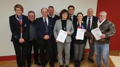 Bild: tok
Einige Geehrte der Wasserwacht mit (von links) Sonja Gaßner, Gerhard Menzl, Thomas Gaßner, Wolfgang Siebert, Evi Menzl, Max-Ferdinand Kreuzer, Christina Bäumler, Bernd Feustel und Horst Schellkopf.