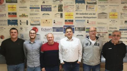 Bild: exb
Dieses Team stellt nun bei den FC-Handballern die Weichen. An der Spitze steht weiterhin Christian Liebl (Vierter von links).