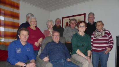 Bild: rn
Noch viel handwerkliche Schaffenskraft wünschen Gratulanten aus Kommune und Familie dem junggebliebenen Jubilar.