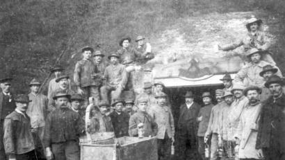 Bild:  Privatarchiv Dieter Dörner
Das Mundloch des Theresienstollens in Amberg, einst mittelalterlicher Erbstollen, auf einer Fotografie aus den 1920er Jahren.